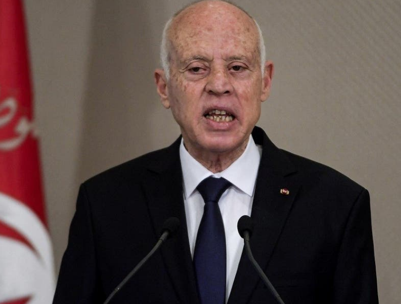 ट्युनिसियाका राष्ट्रपतिद्वारा संसद भङ्ग, प्रधानमन्त्री बर्खास्त