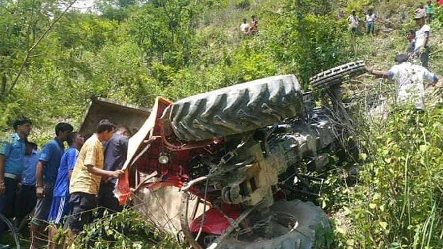 गुल्मीमा ट्याक्टर दुर्घटना हुँदा चालकको मृत्यु