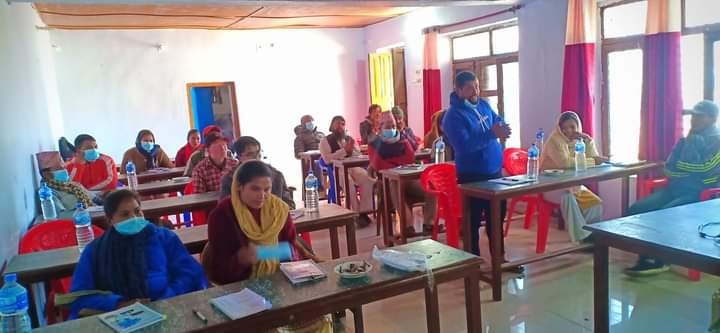 पत्रकारीता सम्बन्धि गोष्ठी  समुदायको हितमा कलम चलाउनु पर्ने सुझाव