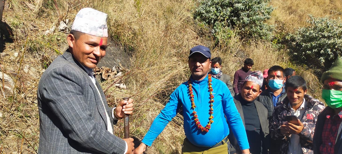 पचालझरना जाने नयाँ २८ सय मिटर पदमार्गको  सिलान्यास,