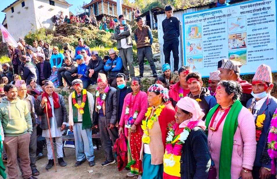 एमालेको पार्टी प्रवेश अभियानः नरहरिनाथमा प्रवेश गर्ने धेरै