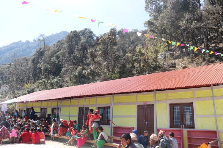 गाउँपालिकाकै नमुना विद्यालय भवन हस्तान्तरण