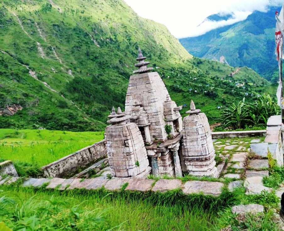 जीर्ण बन्दै पञ्चदेवल